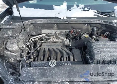 2019 Volkswagen Atlas 3.6L V6 Se W/Technology R-Line из США, поврежденный, VIN 1V2XR2CA0KC592441